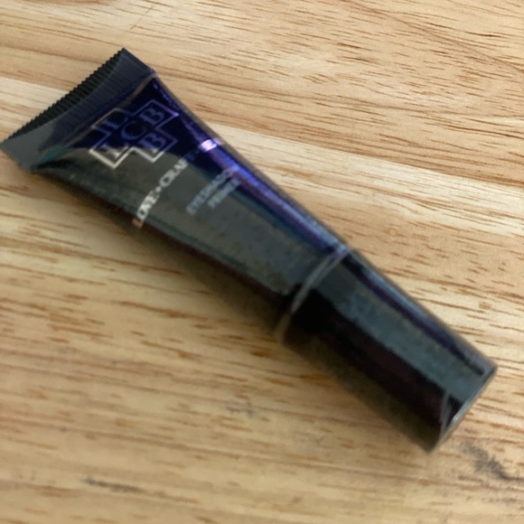 Love Craft and Beauty eyeshadow primer new imp package unsealed ￼ - Picture 2 of 4